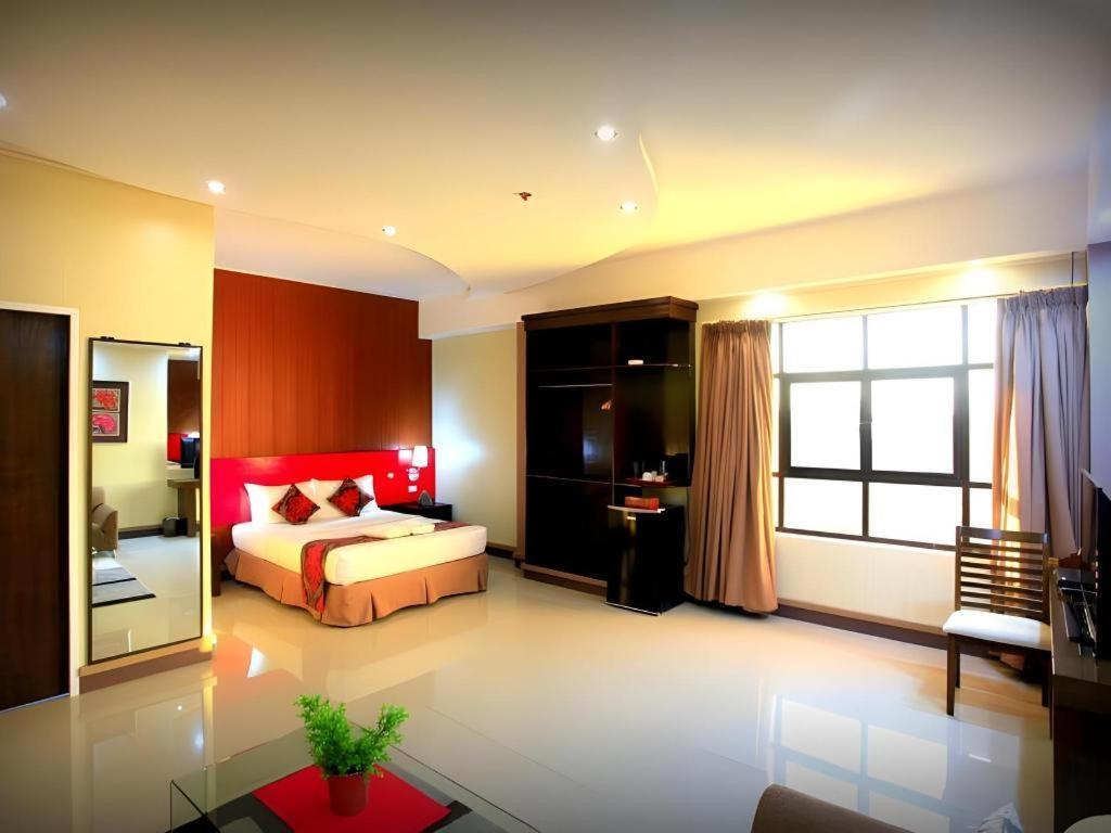 Big Daddy Hotel And Convention Center Butuan City Extérieur photo
