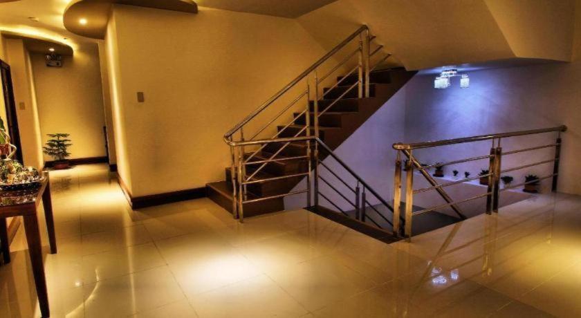 Big Daddy Hotel And Convention Center Butuan City Extérieur photo