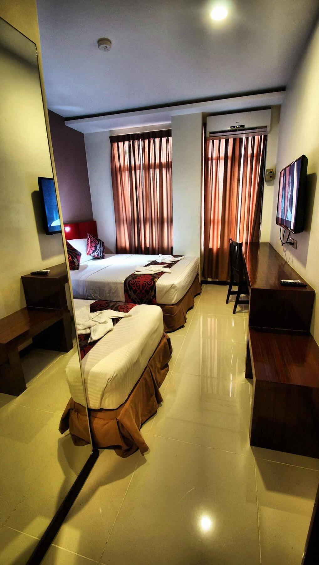 Big Daddy Hotel And Convention Center Butuan City Extérieur photo
