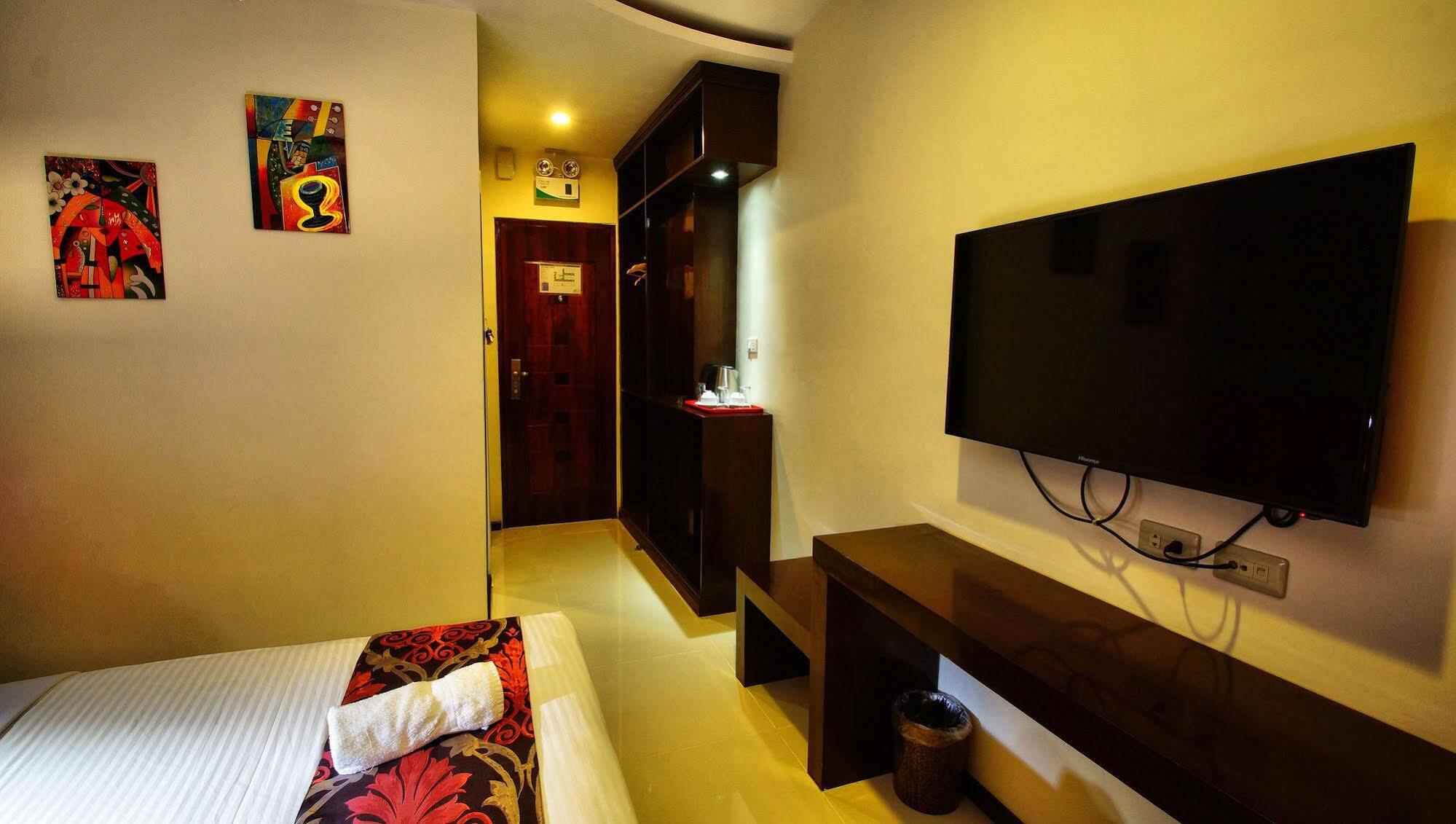 Big Daddy Hotel And Convention Center Butuan City Extérieur photo