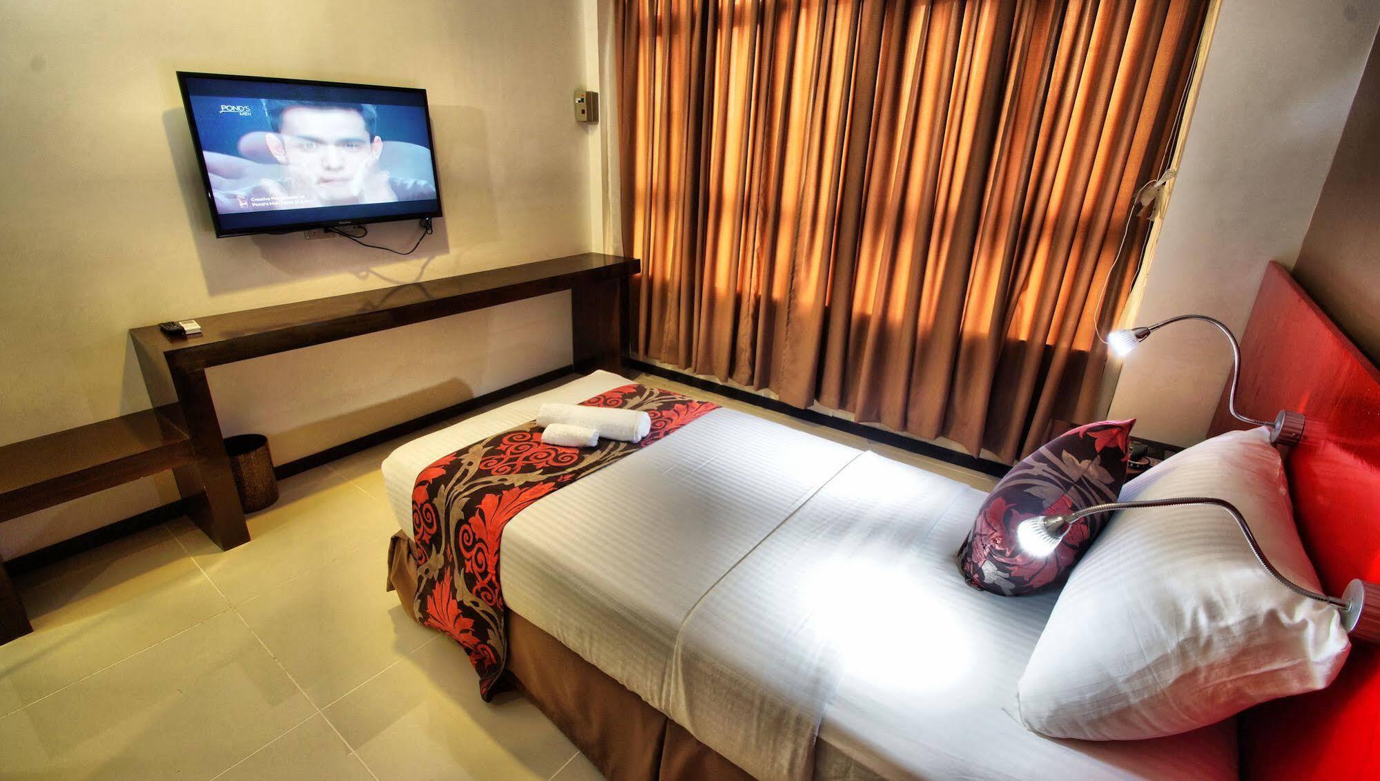Big Daddy Hotel And Convention Center Butuan City Extérieur photo