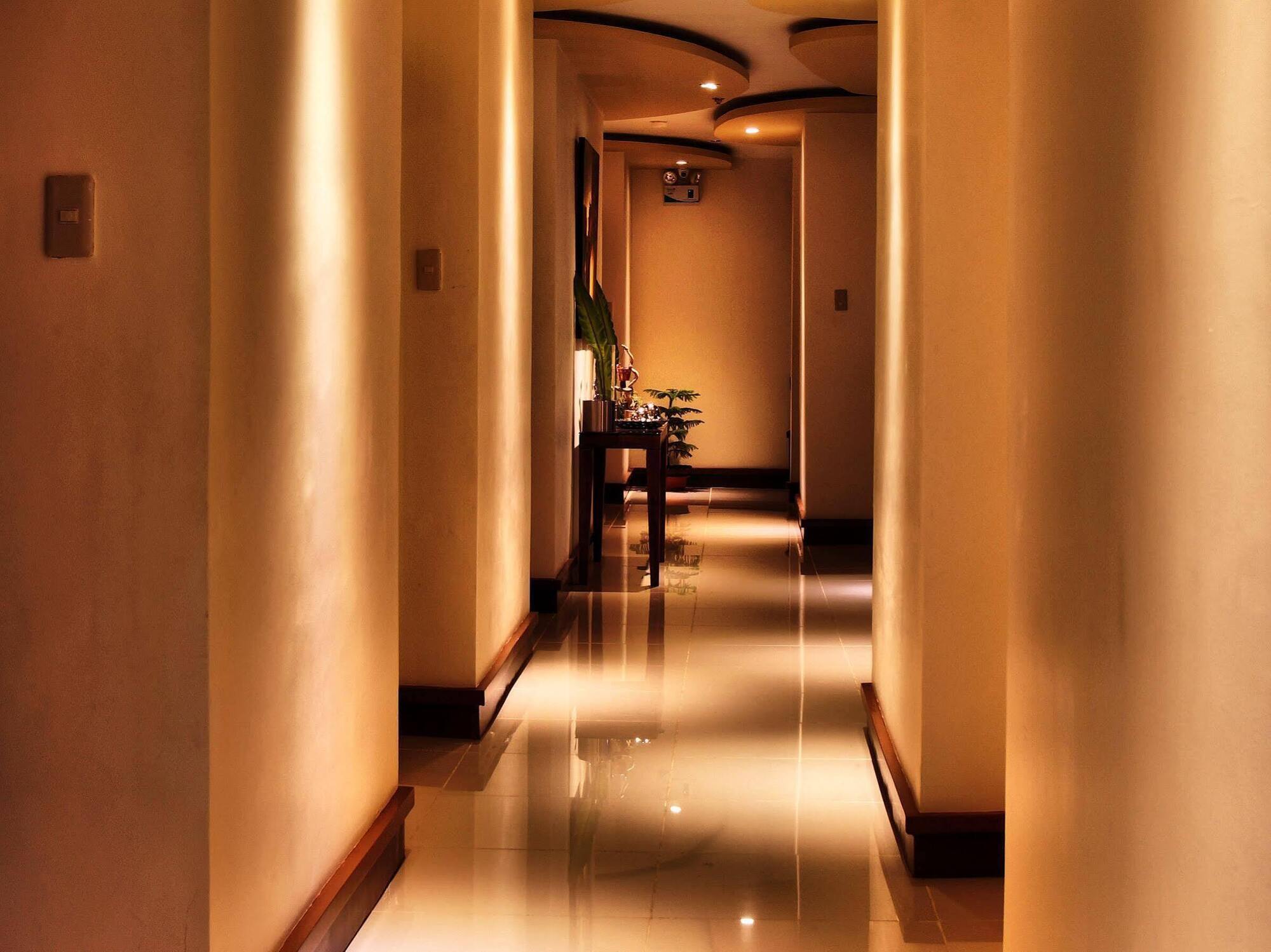 Big Daddy Hotel And Convention Center Butuan City Extérieur photo
